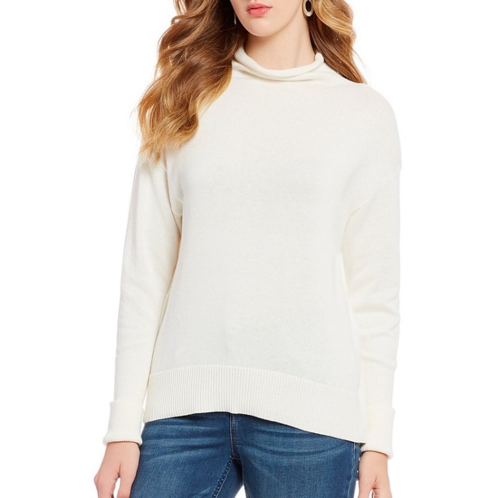 NWT Westbound Mockneck Sweater